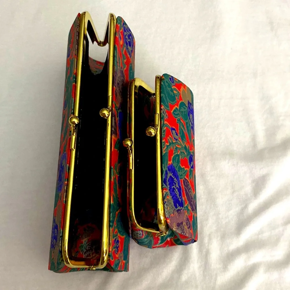 Kiss Lock Multi-Use Purses - Picture 5 of 6